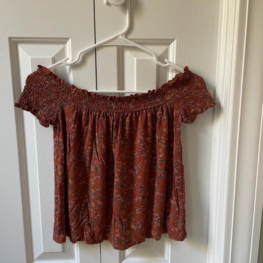 American eagle brown floral off the shoulder top size xs